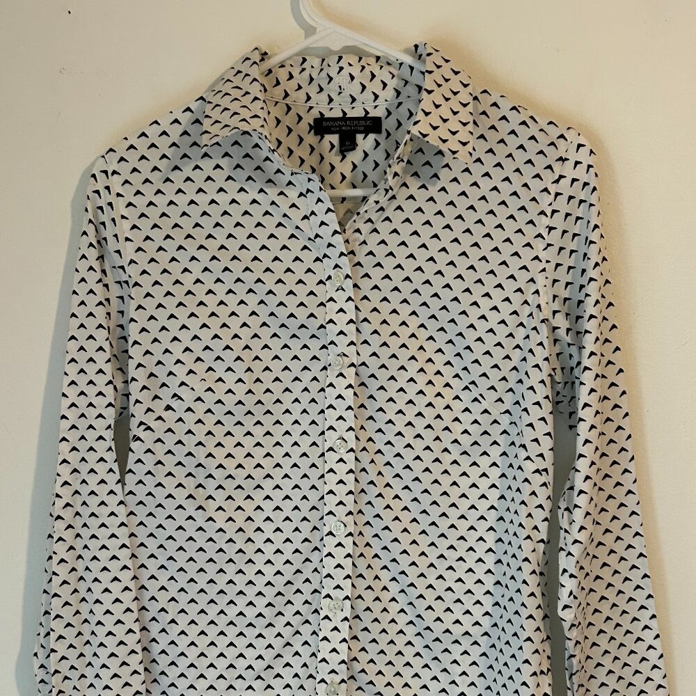 V-Print Workwear Shirt Banana Republic